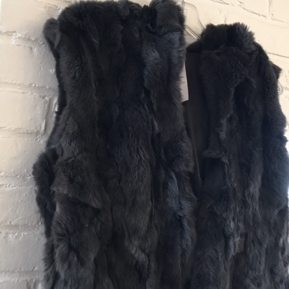 Jocelyn Hooded Fur Vest - Picture 2 of 7